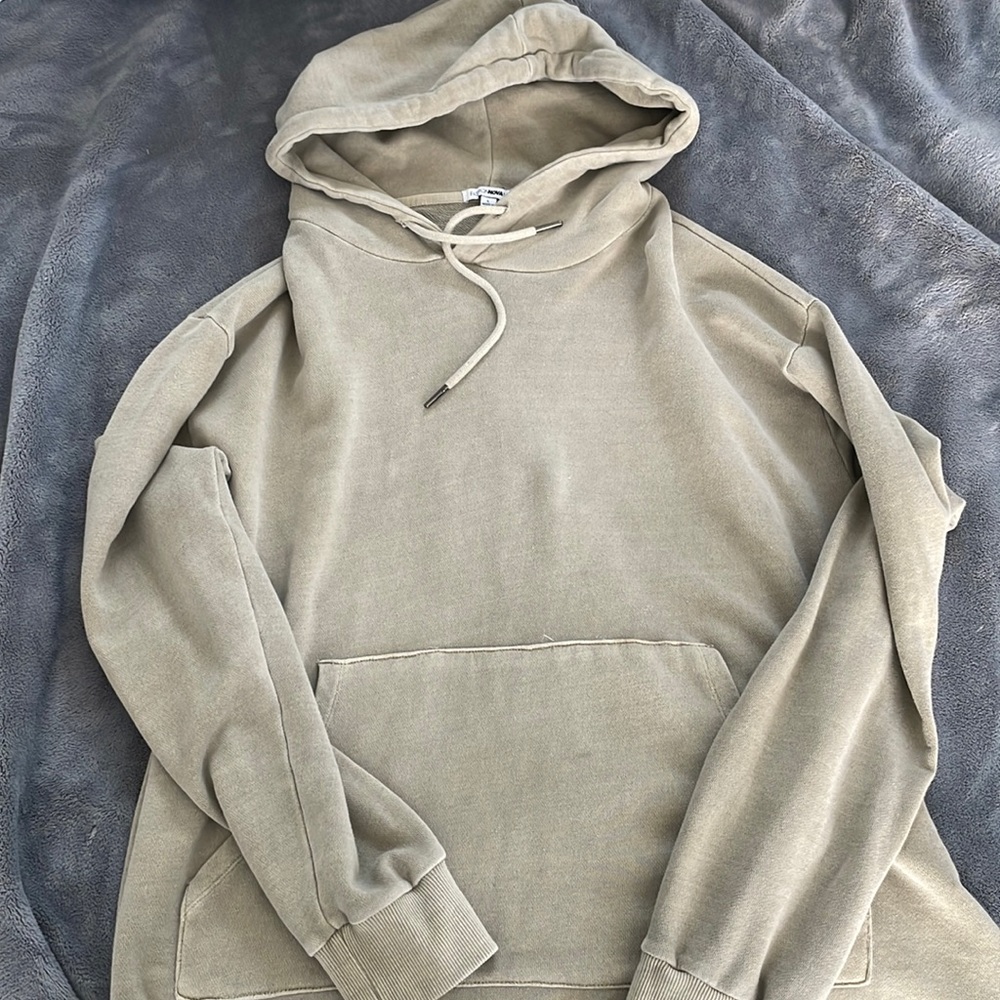 Fashion nova hoodie . Stone color